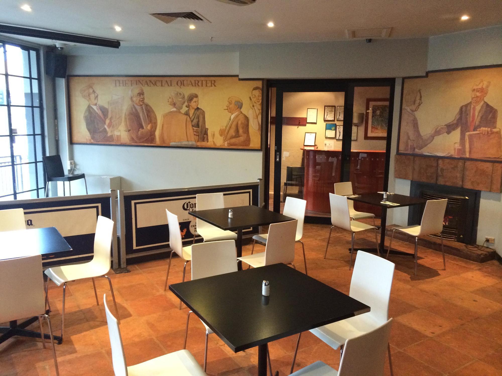 Hotel Star Bar Cafe &